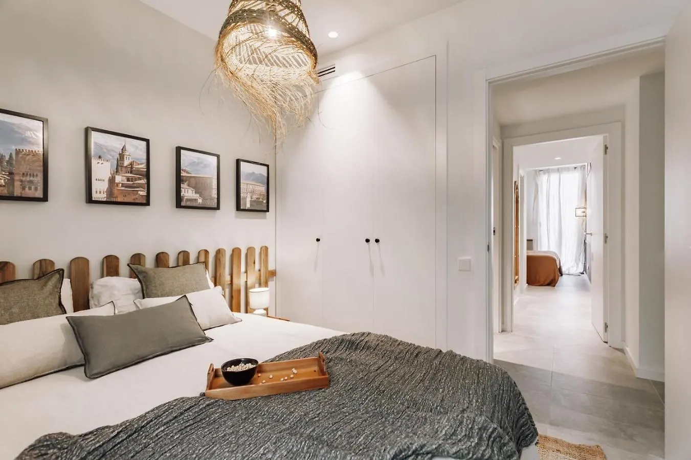 Botijo - 2 Bedrooms In Eixample Esquerra Barcelona