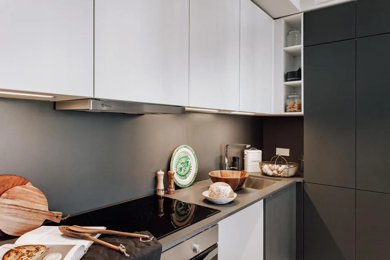 Botijo - 2 Bedrooms In Eixample Esquerra Barcelona Apartment