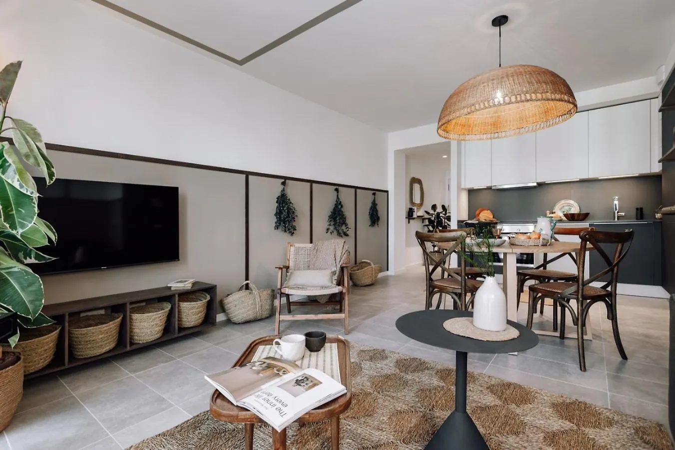 Botijo - 2 Bedrooms In Eixample Esquerra Barcelona